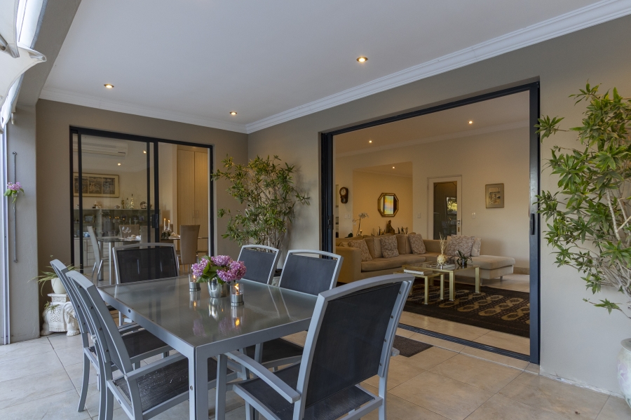 2 Bedroom Property for Sale in De Wijnlanden Residential Estate Western Cape